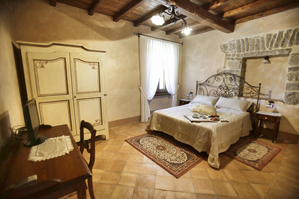 La Locanda Del Ruspante Castro dei Volsci Habitación foto